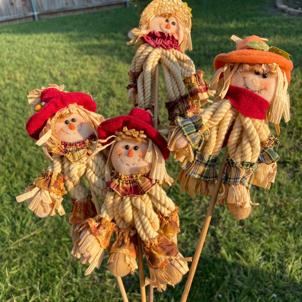 9 ITEMS! Autumn Thanksgiving Collection  Scarecrows Dan Dee Collector's Pumpkins